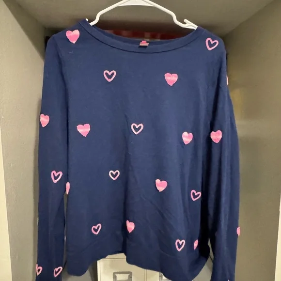 Lilly Pulitzer heart sweatshirt - Picture 2 of 3